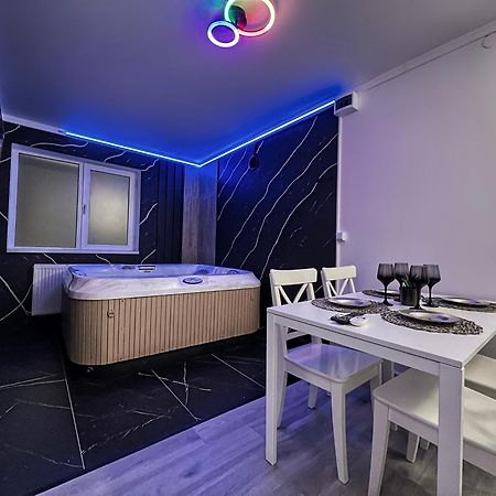 סיביו Luxor - Jacuzzi&Cozy Apartments מראה חיצוני תמונה