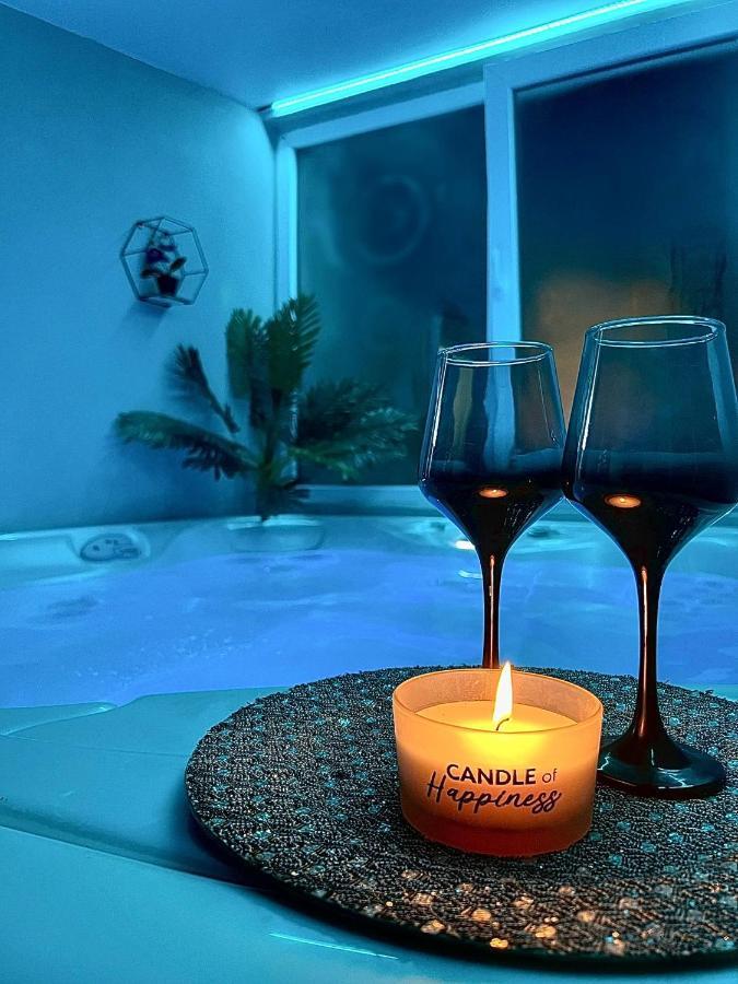 סיביו Luxor - Jacuzzi&Cozy Apartments מראה חיצוני תמונה