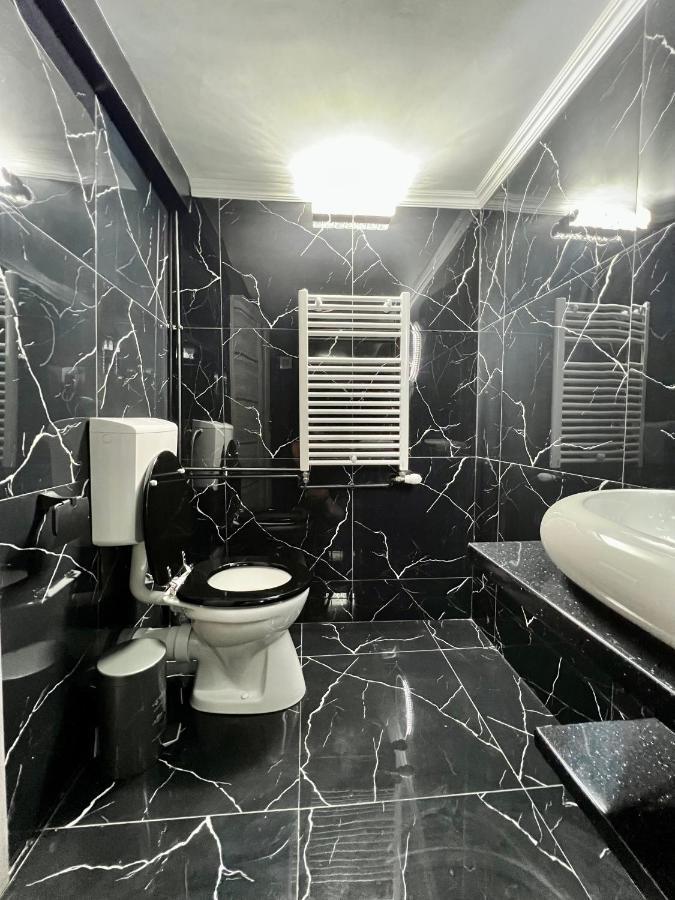 סיביו Luxor - Jacuzzi&Cozy Apartments מראה חיצוני תמונה