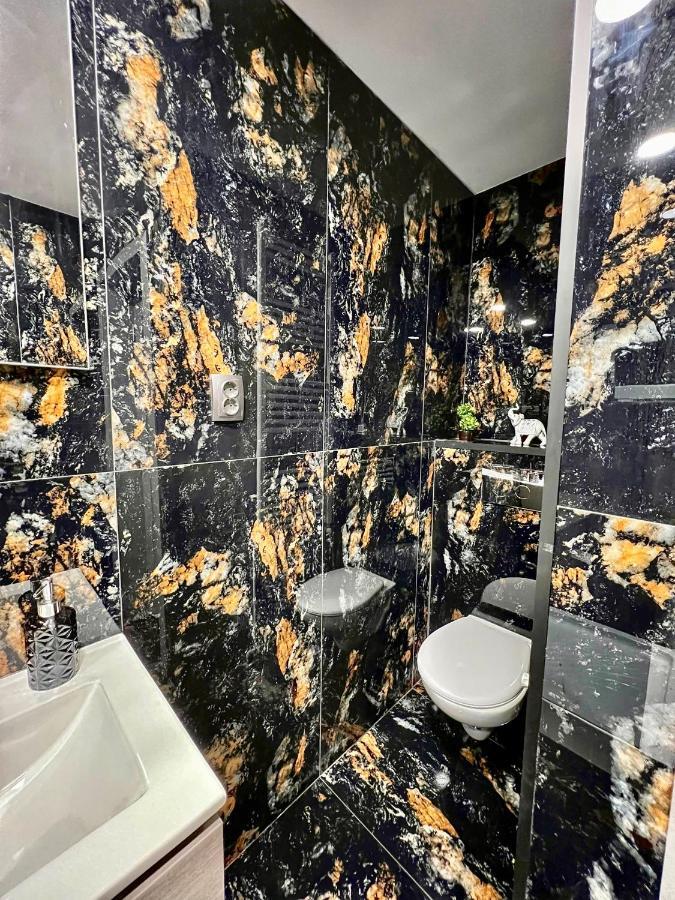 סיביו Luxor - Jacuzzi&Cozy Apartments מראה חיצוני תמונה