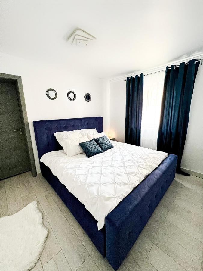 סיביו Luxor - Jacuzzi&Cozy Apartments מראה חיצוני תמונה