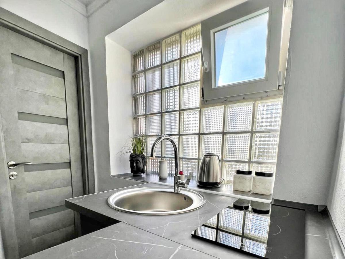סיביו Luxor - Jacuzzi&Cozy Apartments מראה חיצוני תמונה
