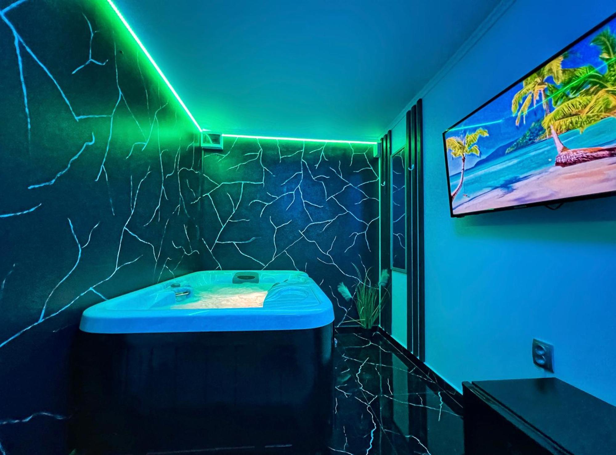 סיביו Luxor - Jacuzzi&Cozy Apartments מראה חיצוני תמונה