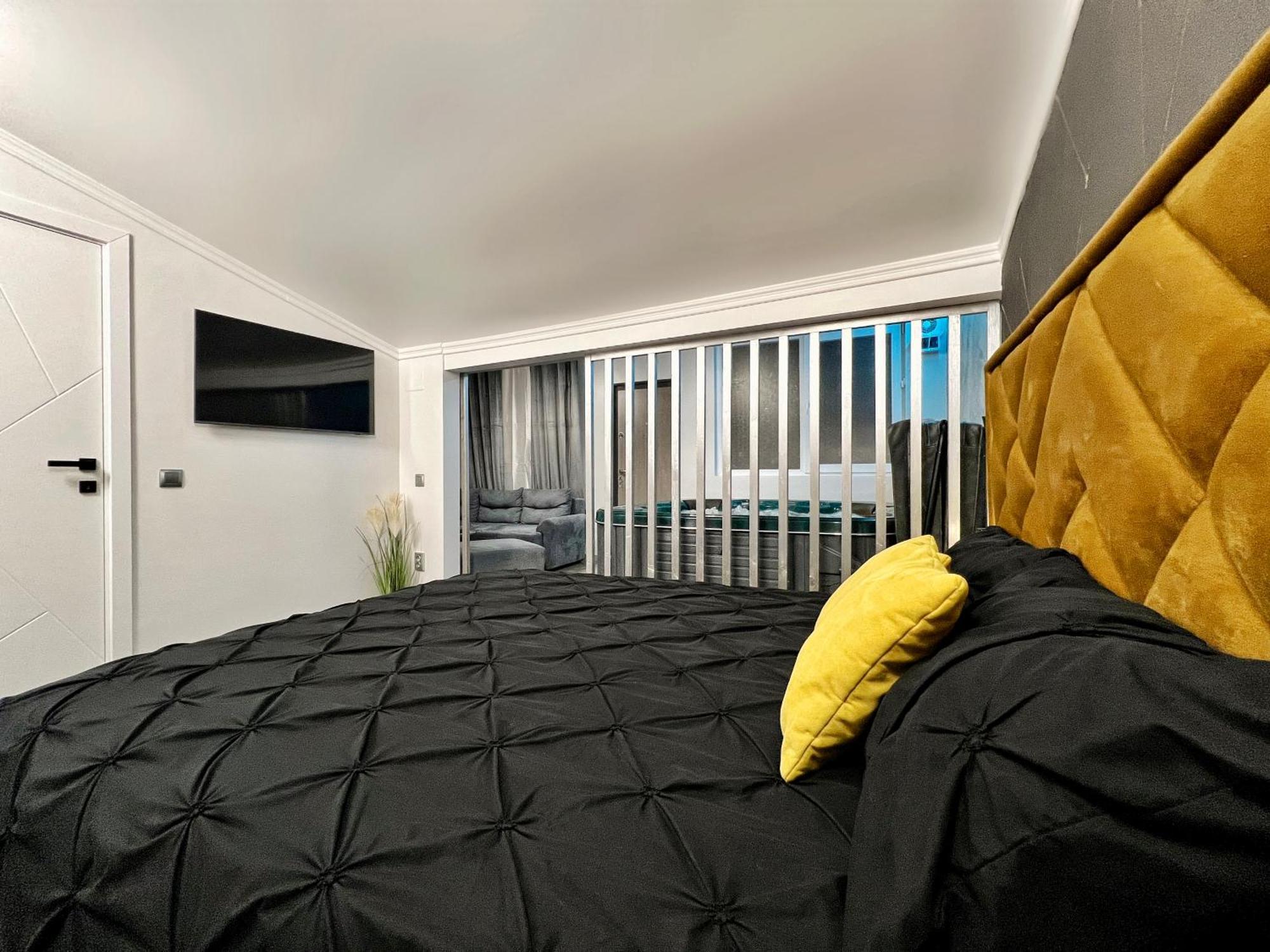 סיביו Luxor - Jacuzzi&Cozy Apartments מראה חיצוני תמונה
